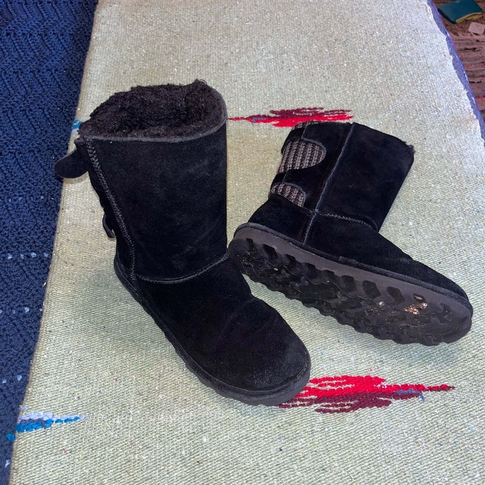 Bear Paw Ugg Style Boots womens sz 7